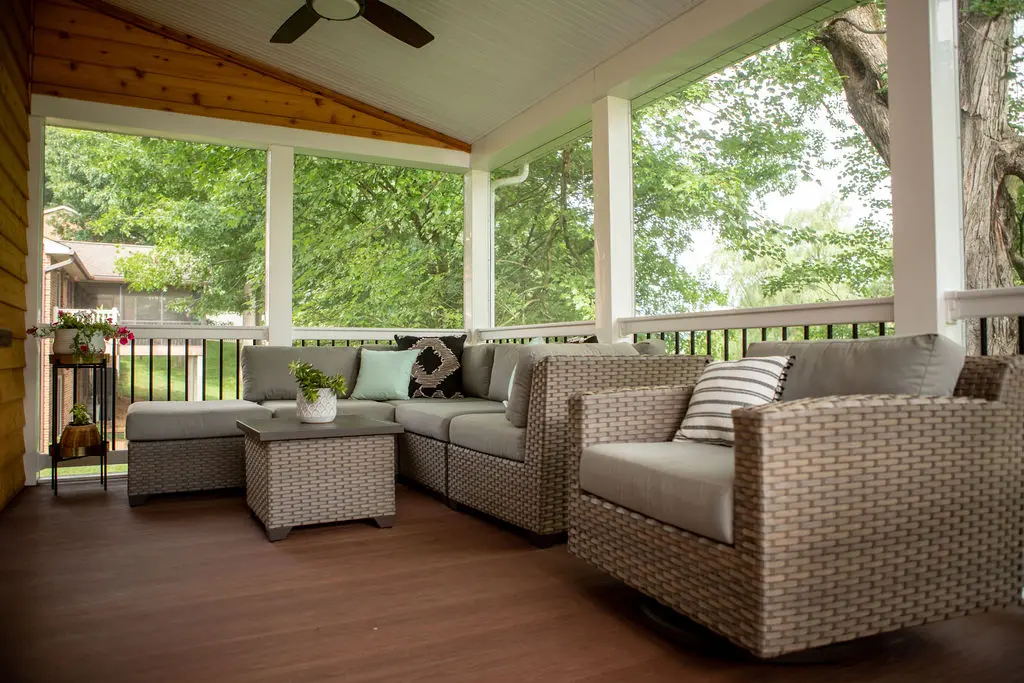 screened in porch